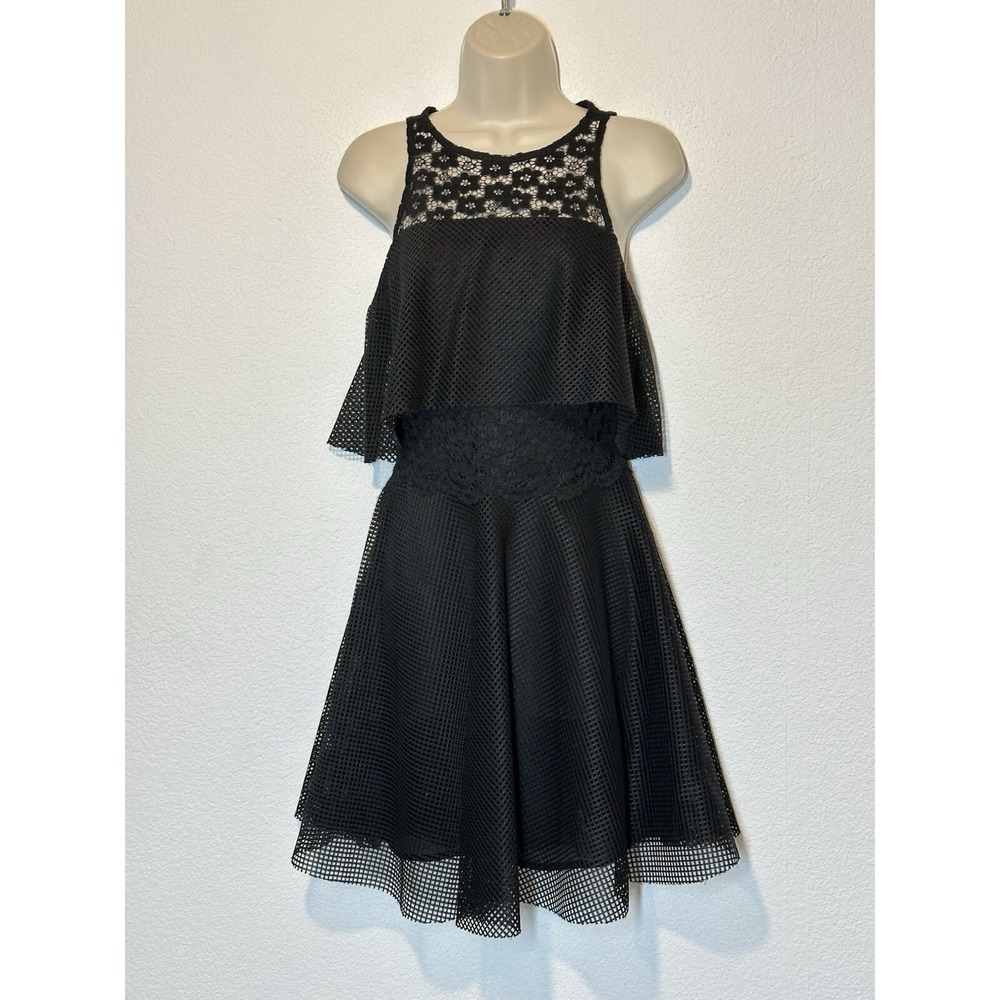 Betsey Johnson Black Lace Mesh Tiered Fit and Flare Mini Dress Size 2 4K085